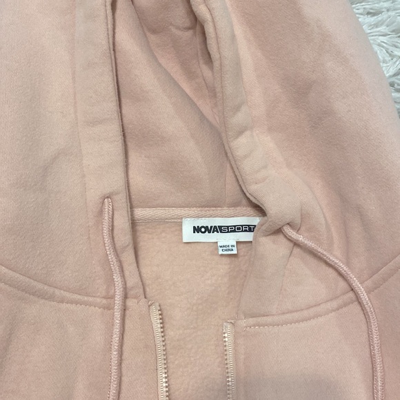 Light pink oversized cropped hoodie in size small. - Picture 2 of 3